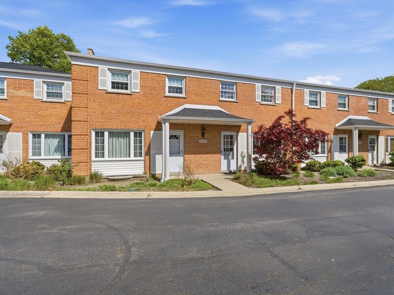 2138 Rugen Road Glenview IL 60026