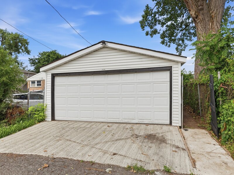 11317 S Carpenter Street Chicago IL 60643