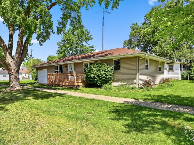 2205 W Hickory Street Kankakee IL 60901
