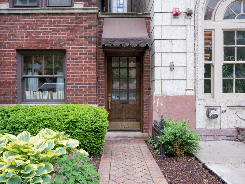 856 Hinman Avenue Evanston IL 60202