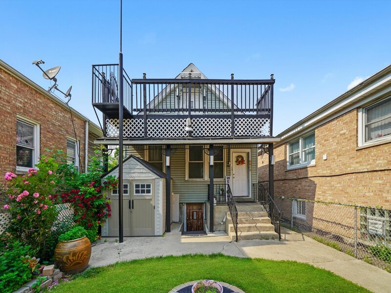 5512 W Wrightwood Avenue Chicago IL 60639