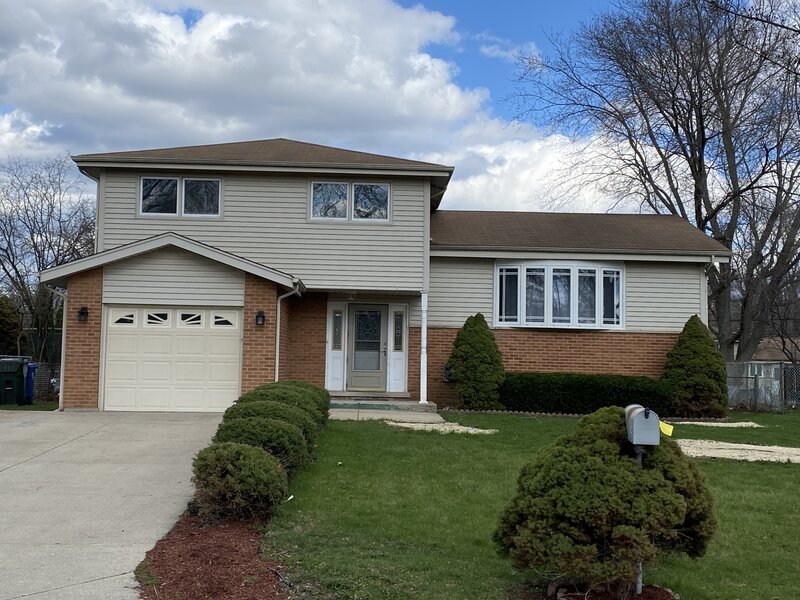1403 N Sauk Lane Mount Prospect IL 60056