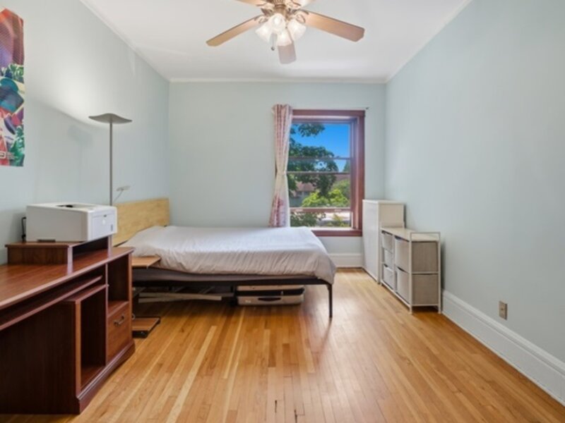 1446 E 56th Street Chicago IL 60637