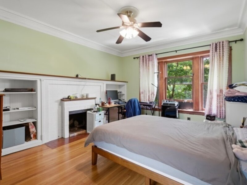 1446 E 56th Street Chicago IL 60637