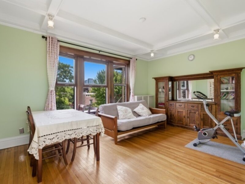 1446 E 56th Street Chicago IL 60637