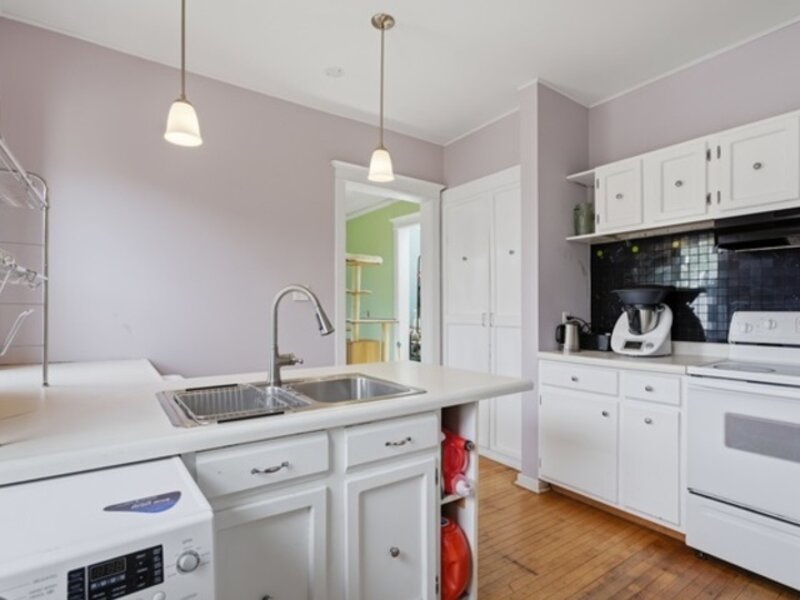 1446 E 56th Street Chicago IL 60637