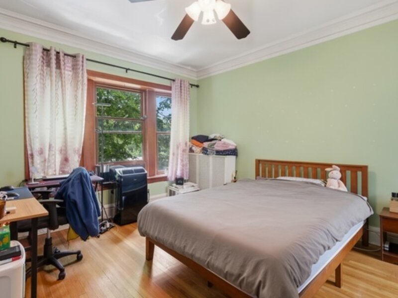 1446 E 56th Street Chicago IL 60637