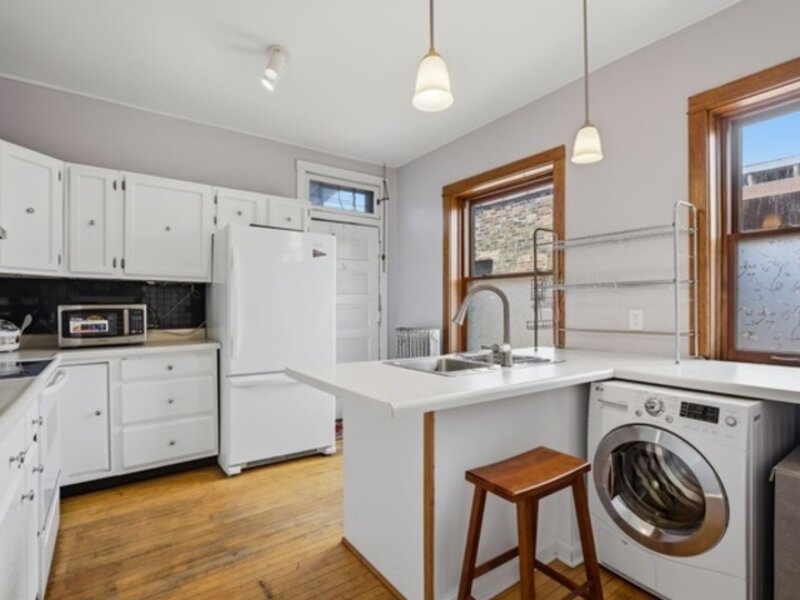 1446 E 56th Street Chicago IL 60637