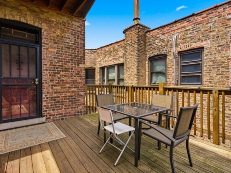 1446 E 56th Street Chicago IL 60637