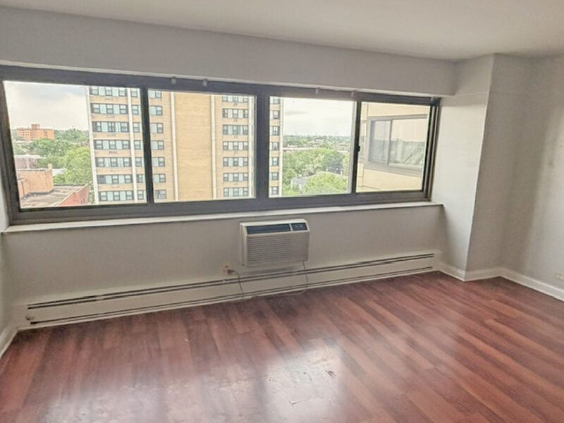 7337 S South Shore Drive Chicago IL 60649