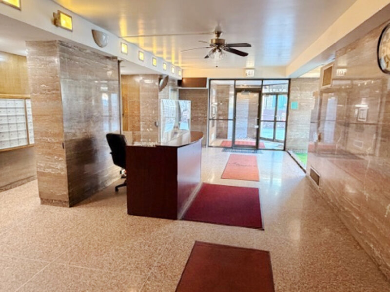 7337 S South Shore Drive Chicago IL 60649