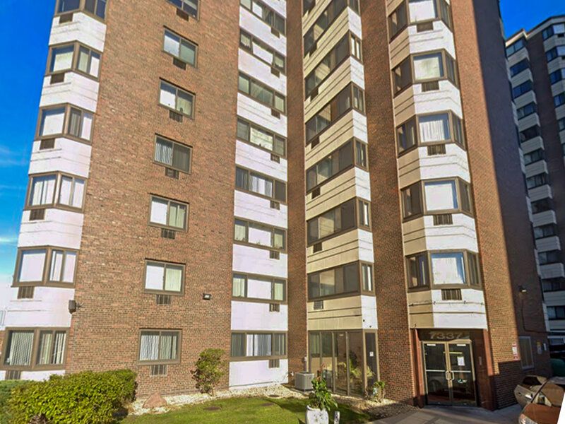 7337 S South Shore Drive Chicago IL 60649