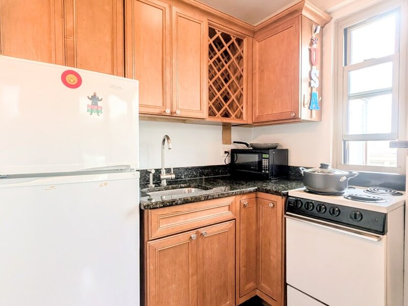 2610 W Balmoral Avenue Chicago IL 60625
