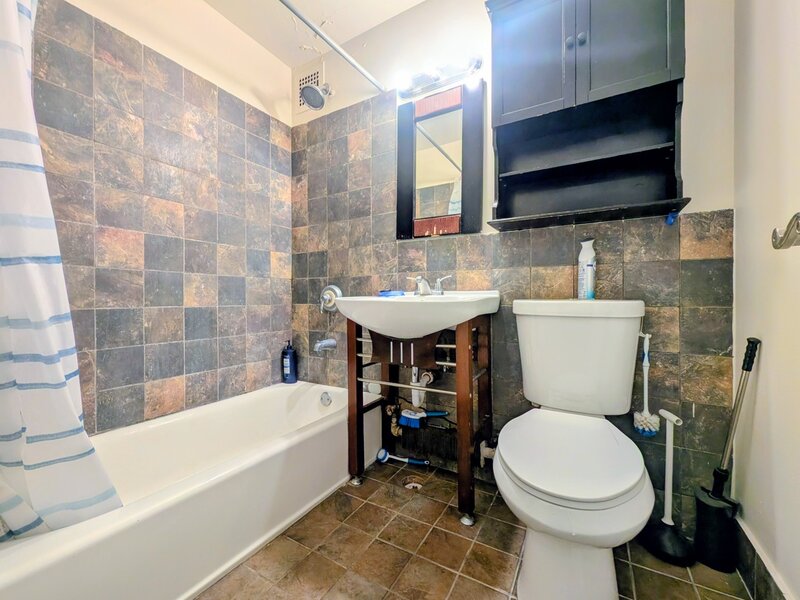 2610 W Balmoral Avenue Chicago IL 60625
