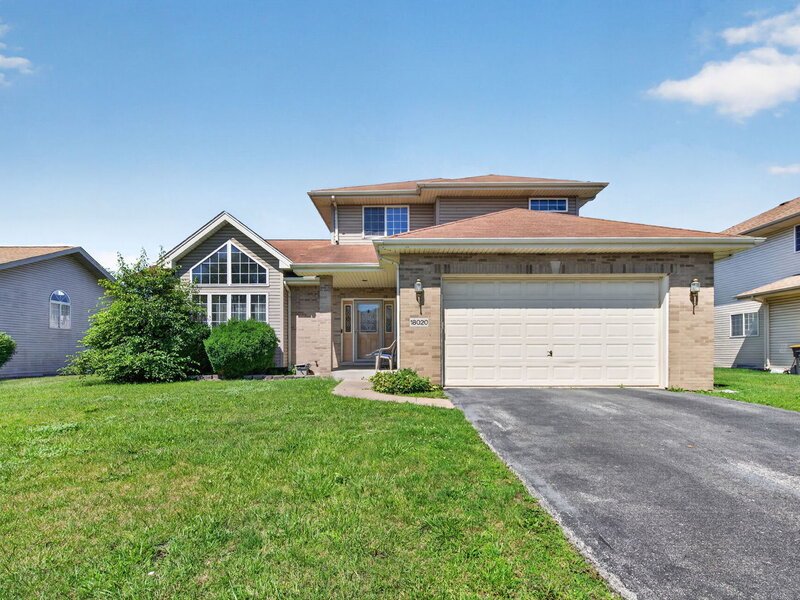 18020 Charlotte Drive Lansing IL 60438