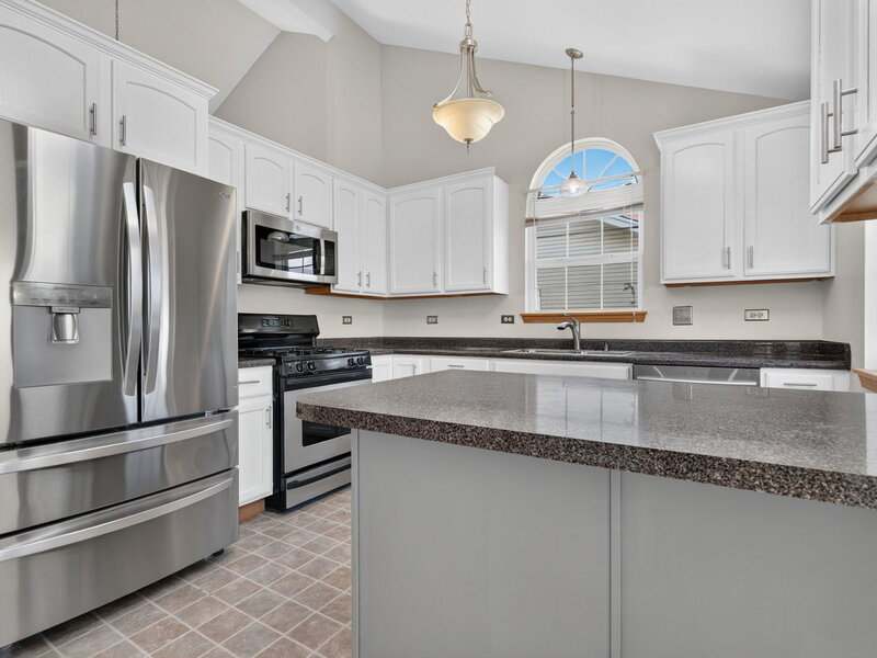 18020 Charlotte Drive Lansing IL 60438