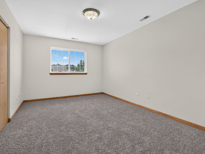 18020 Charlotte Drive Lansing IL 60438