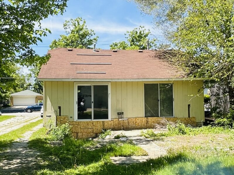 4405 Fairview Avenue Downers Grove IL 60515