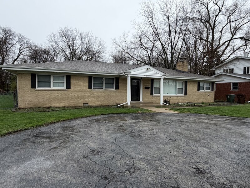 719 Braemar Road Flossmoor IL 60422