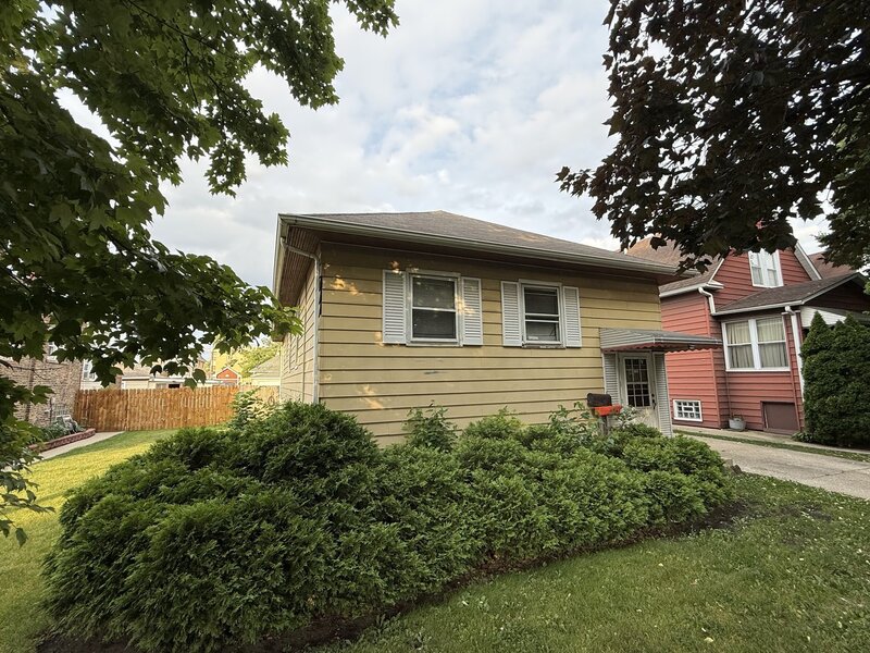 2627 S 60th Court Cicero IL 60804