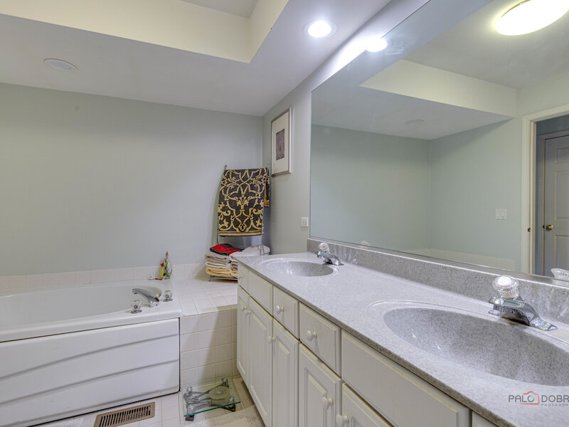 73 Woodstone Drive Buffalo Grove IL 60089