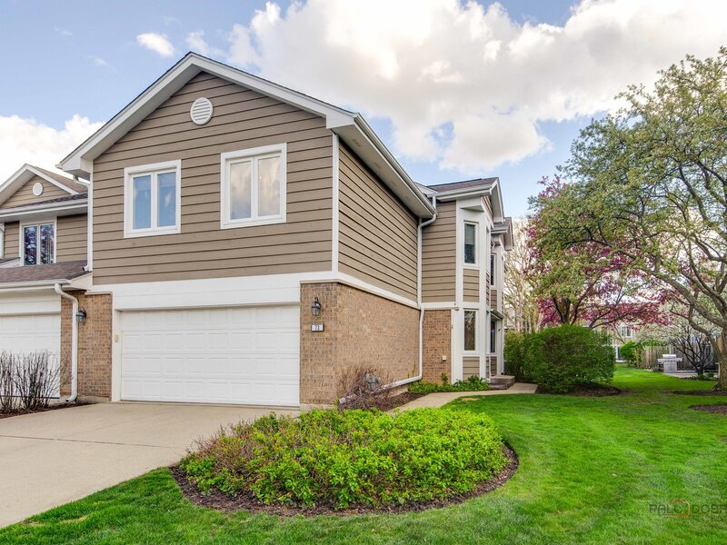 73 Woodstone Drive Buffalo Grove IL 60089