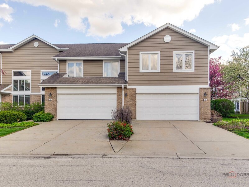 73 Woodstone Drive Buffalo Grove IL 60089