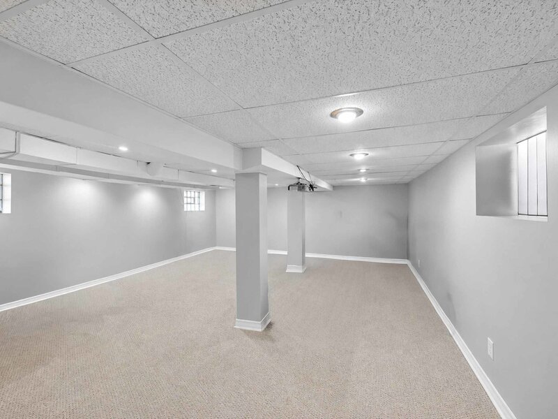 13219 S Houston Avenue Chicago IL 60633