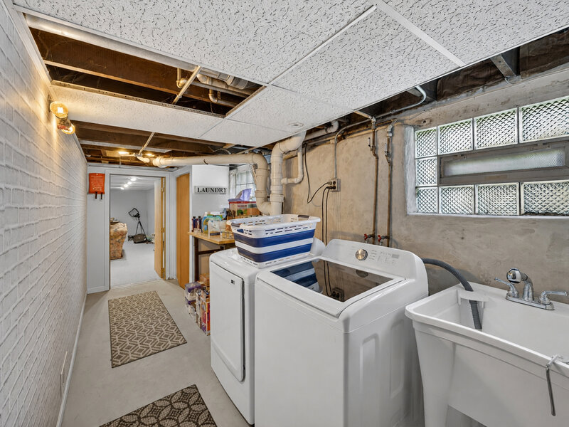 13219 S Houston Avenue Chicago IL 60633
