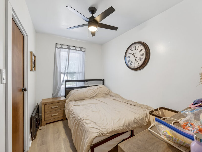 13219 S Houston Avenue Chicago IL 60633