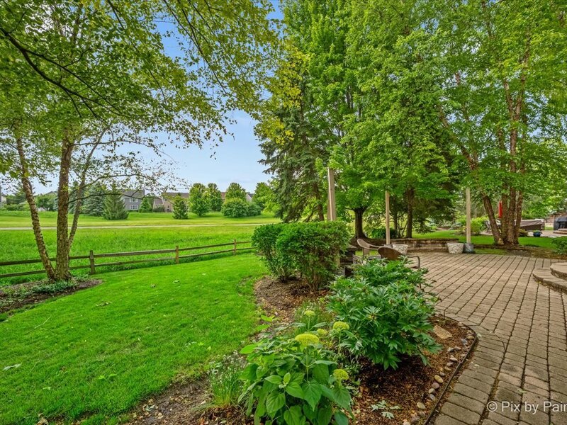 361 Oakmont Drive Cary IL 60013