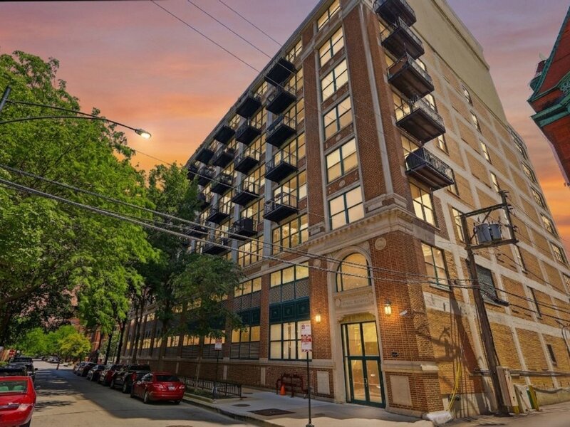 221 E Cullerton Street Chicago IL 60616
