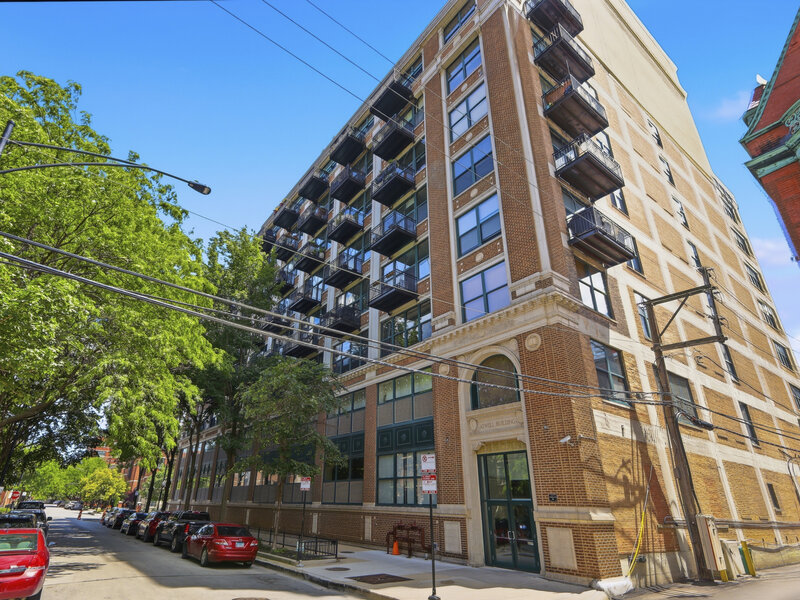 221 E Cullerton Street Chicago IL 60616