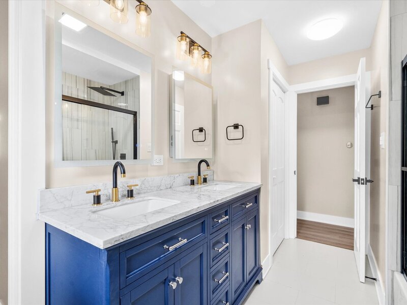 807 Division Street Lisle IL 60532