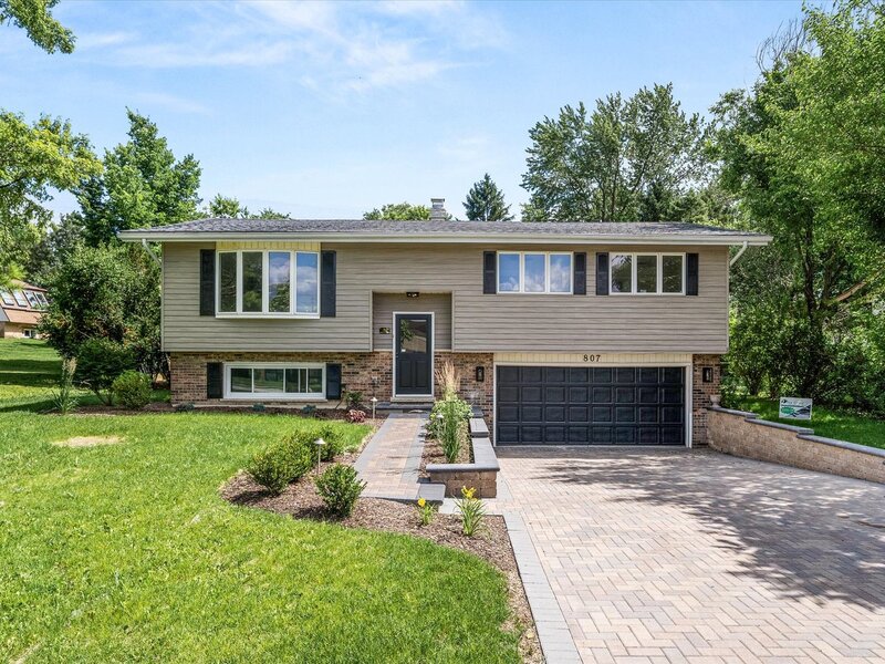 807 Division Street Lisle IL 60532