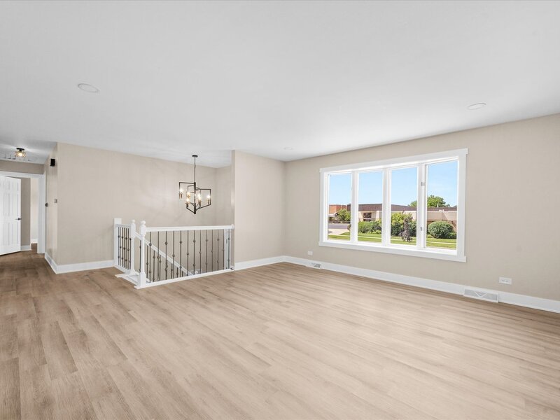807 Division Street Lisle IL 60532