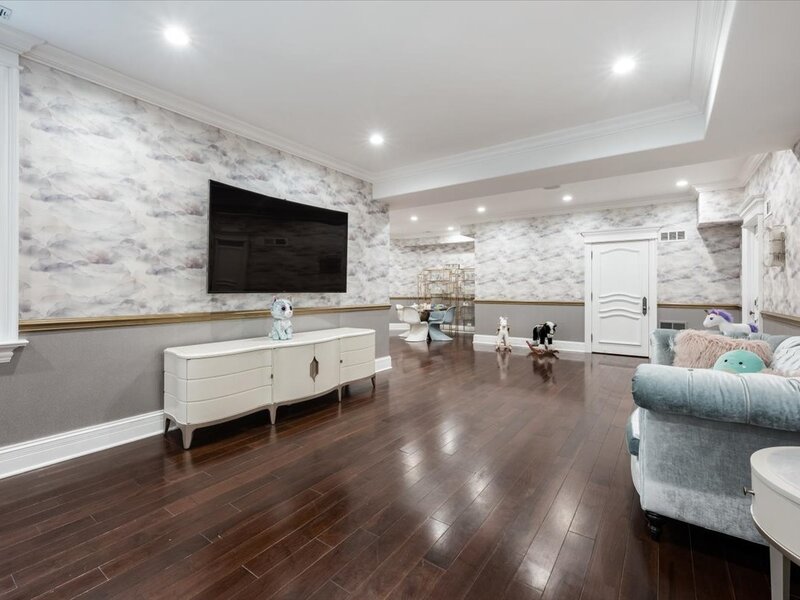 319 Sheridan Road Winnetka IL 60093