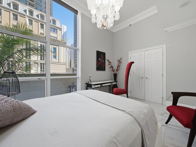 21 E Huron Street Chicago IL 60611