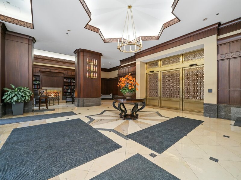 21 E Huron Street Chicago IL 60611