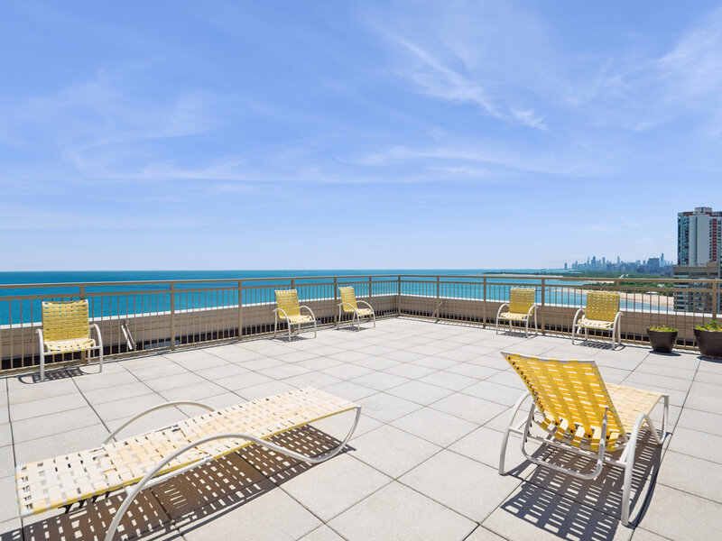 6301 N Sheridan Road Chicago IL 60660