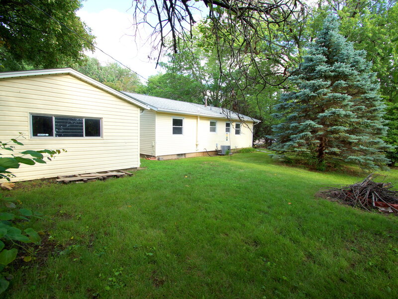 3406 Magnolia Court Bettendorf IA 52722