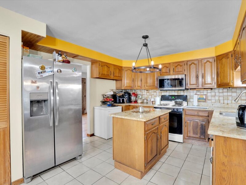 8949 Olympic Drive Bridgeview IL 60455