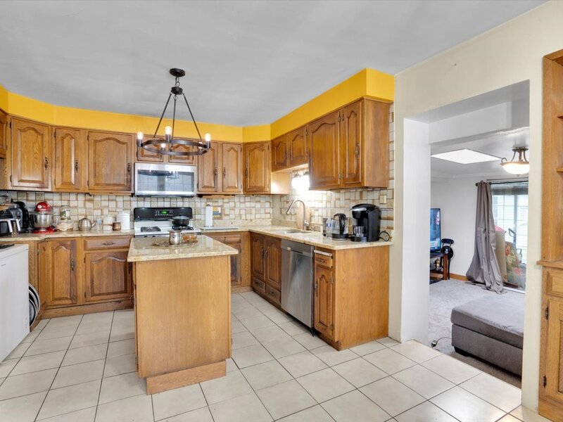 8949 Olympic Drive Bridgeview IL 60455