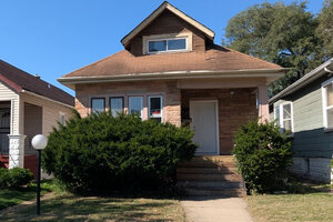 Photo of 10522 S Eggleston Avenue Chicago IL 60628