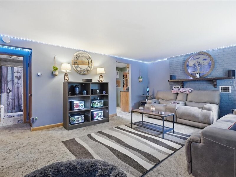 28616 W Benjamin Avenue Spring Grove IL 60081