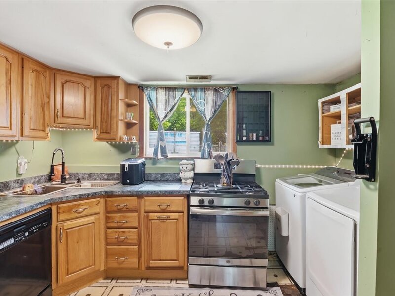 28616 W Benjamin Avenue Spring Grove IL 60081