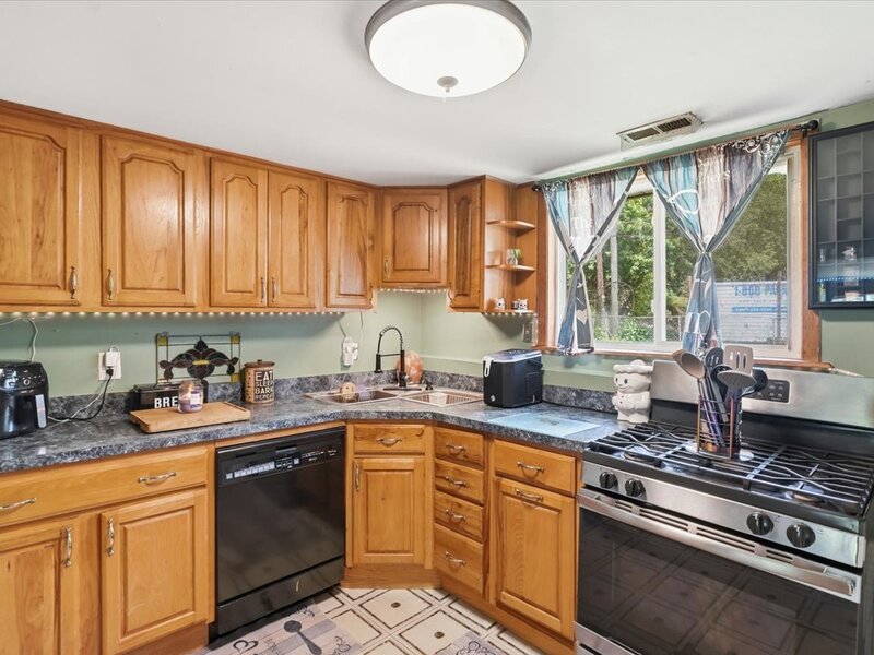 28616 W Benjamin Avenue Spring Grove IL 60081