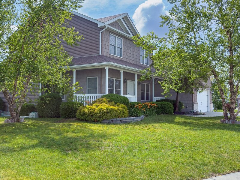 1618 English Oak Drive Champaign IL 61822