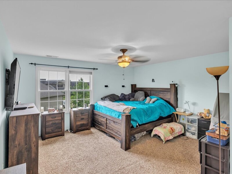 1618 English Oak Drive Champaign IL 61822