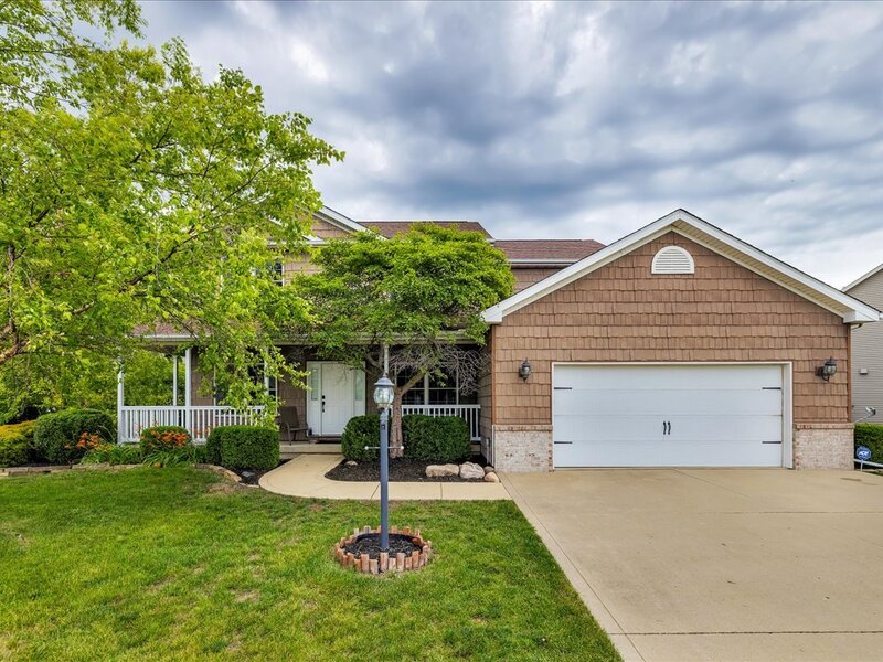 1618 English Oak Drive Champaign IL 61822